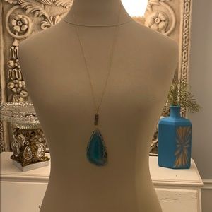 NWT 25KGB Blue Agate Necklace
